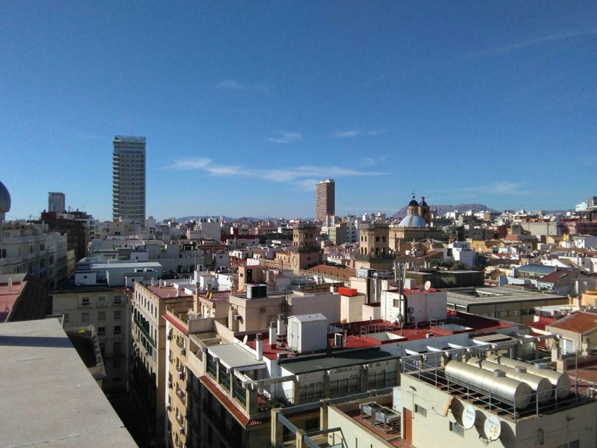 Beach, City Center And Entertainment Alicante Exterior foto