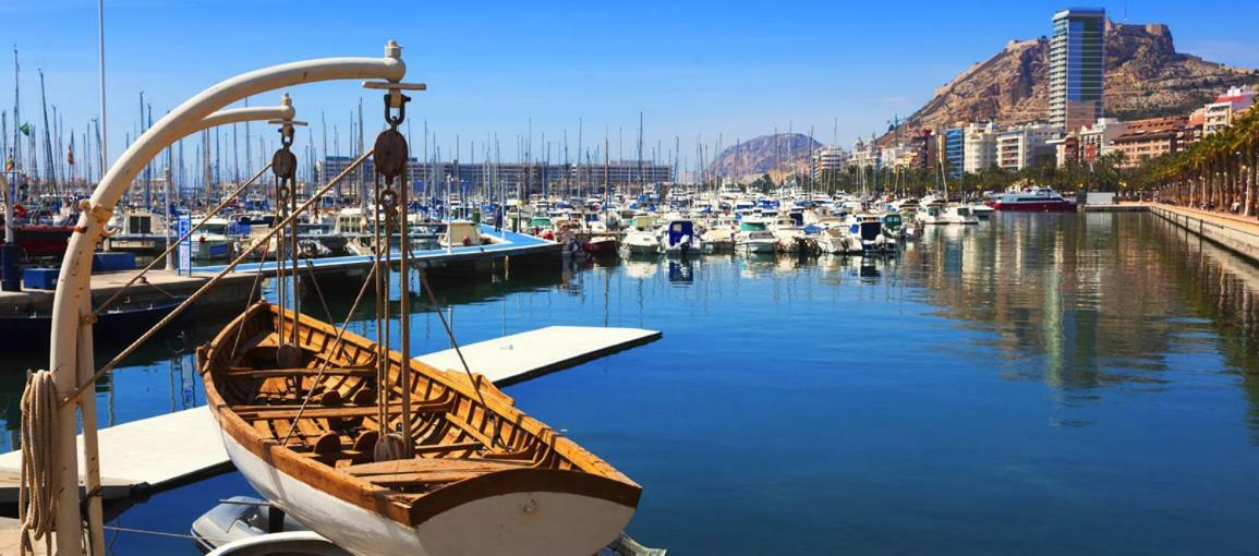 Beach, City Center And Entertainment Alicante Exterior foto